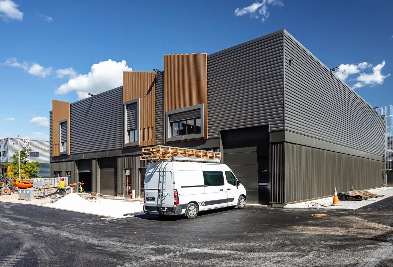 logistics - Activités / Bureaux À Louer - gallery - 2
