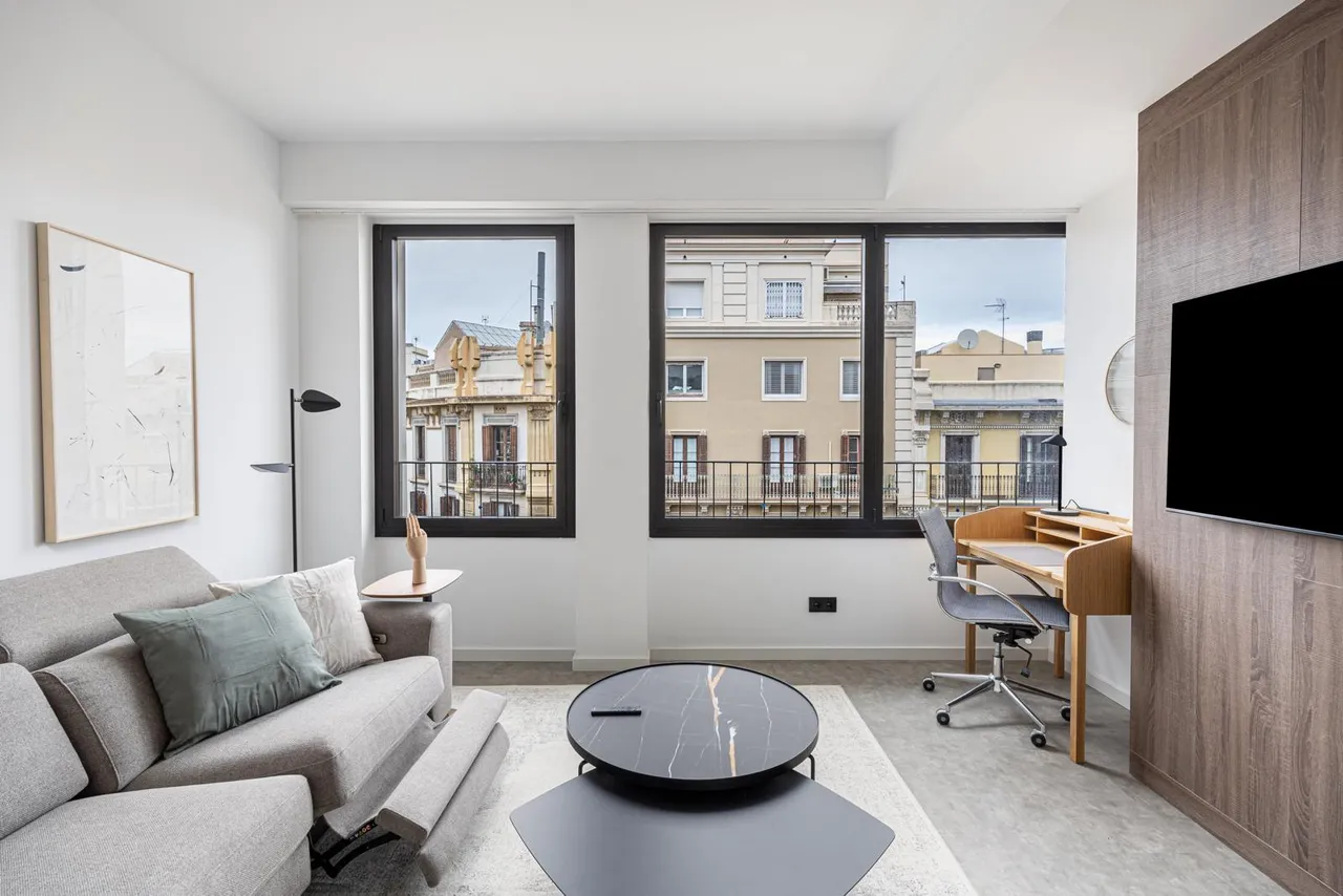 living - 1,357m² building for sale in Eixample Right, Barcelona - gallery - 6