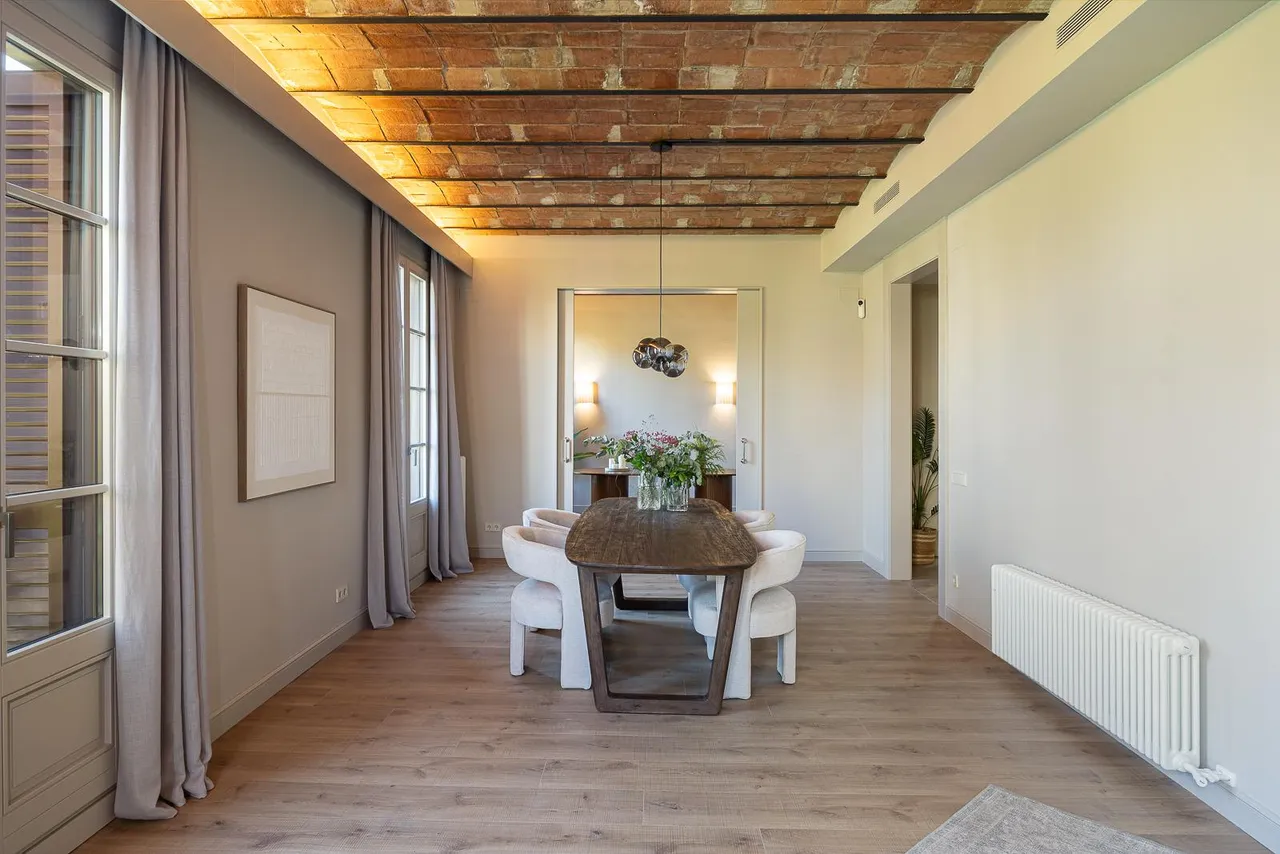 living - 189m² apartment with 6m² terrace for sale in Eixample Right - gallery - 9