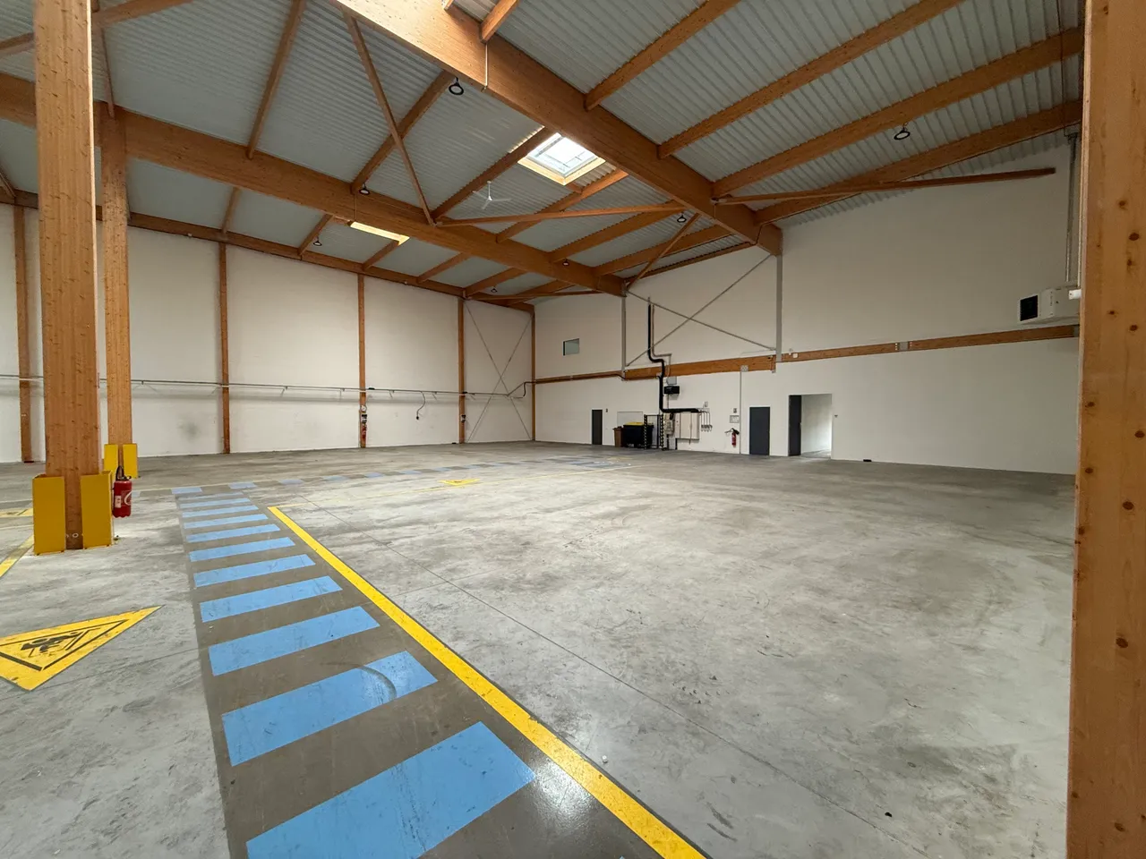 logistics - Activités / Bureaux À Louer - gallery - 5