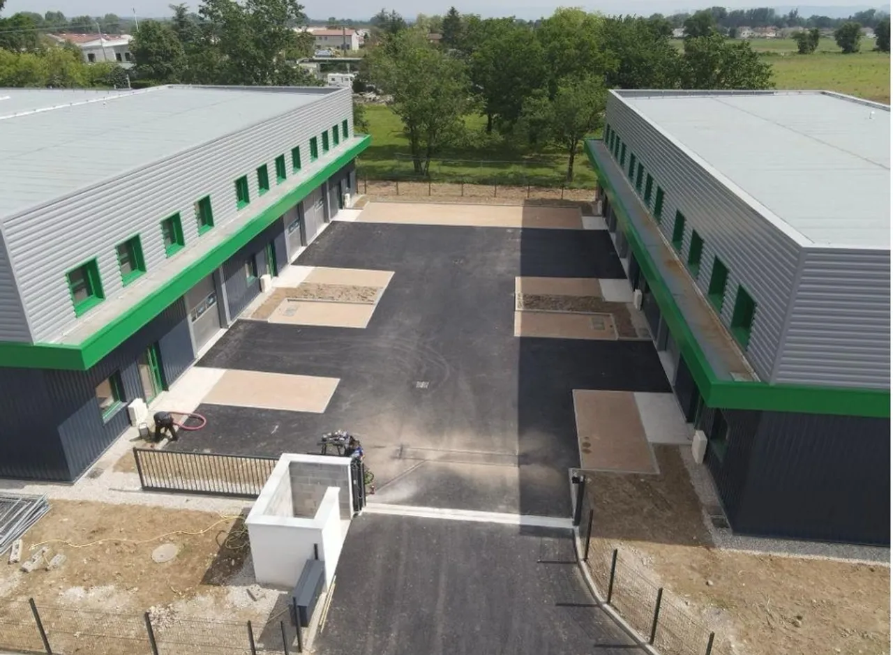 logistics - Activity Facility For Rent - gallery - 3