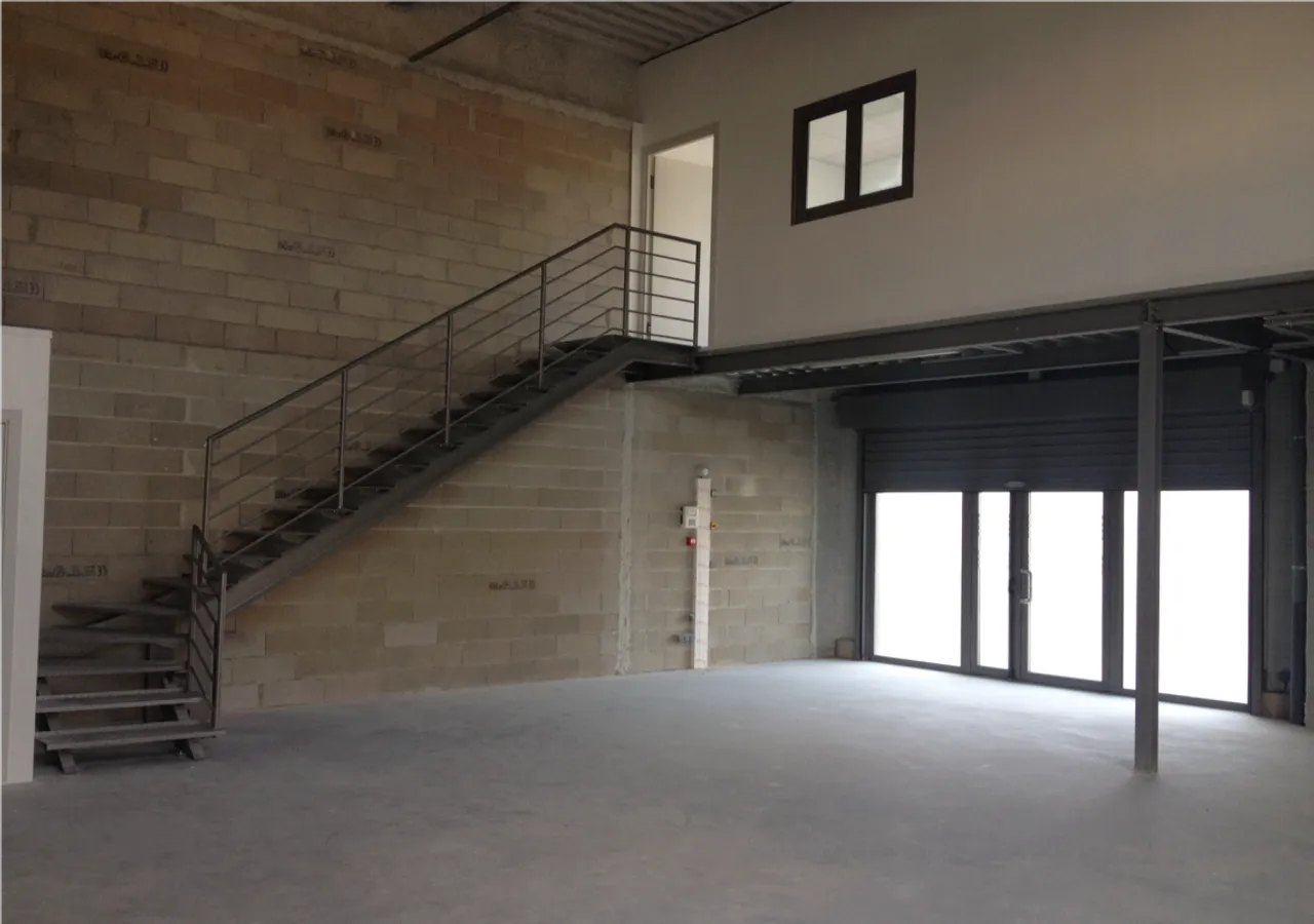 logistics - Activity Facility For Rent - gallery - 3