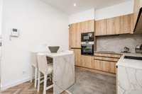 living - 82m² apartment for sale in Embajadores, Madrid - gallery thumbnail - 8