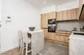 living - Piso de 82m² en venta en Embajadores, Madrid - gallery thumbnail - 8