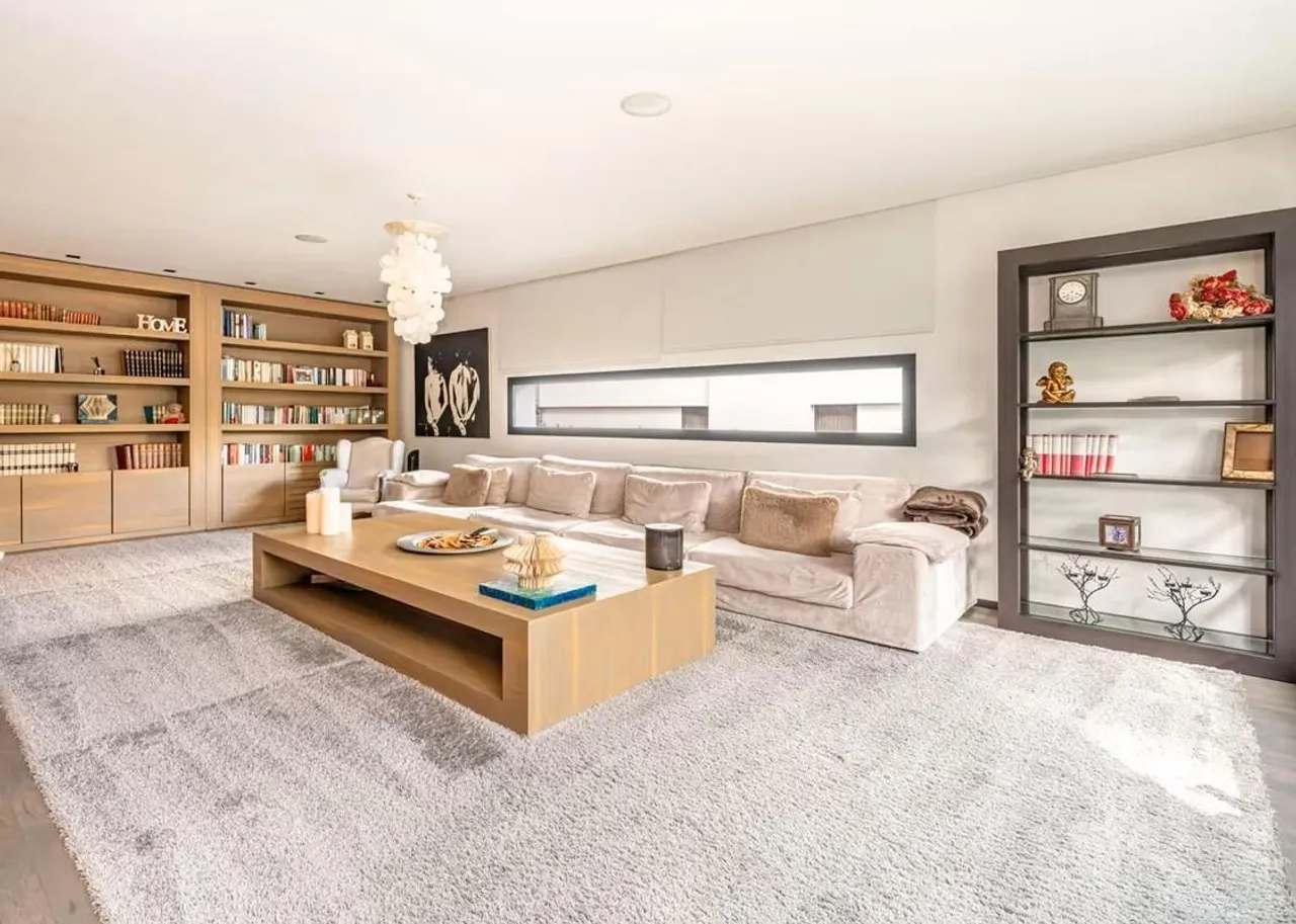 living - Casa / villa de 480m² con 200m² de jardín en venta en La Moraleja Urbanización - gallery - 8