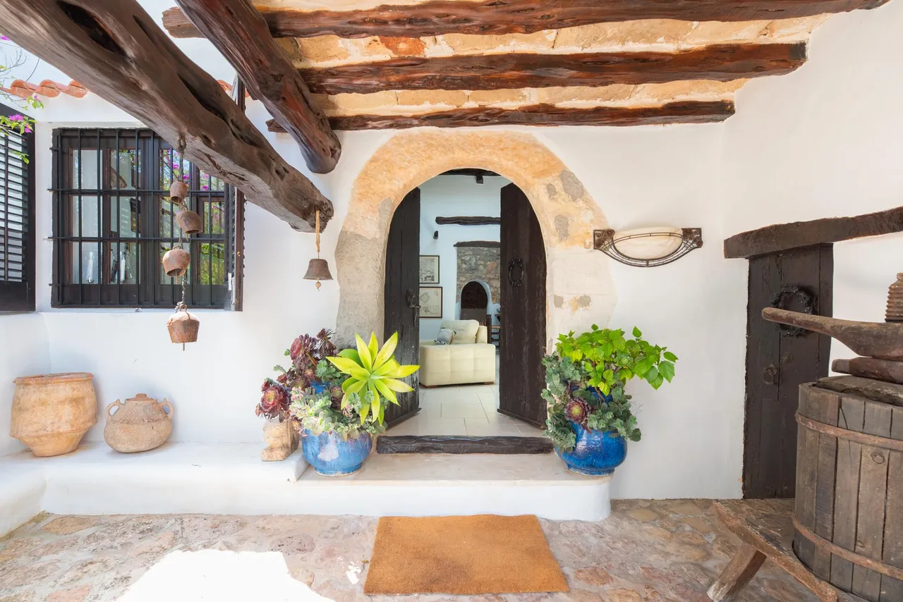 living - 475m² country house for sale in San José, Balearic Islands - gallery - 6
