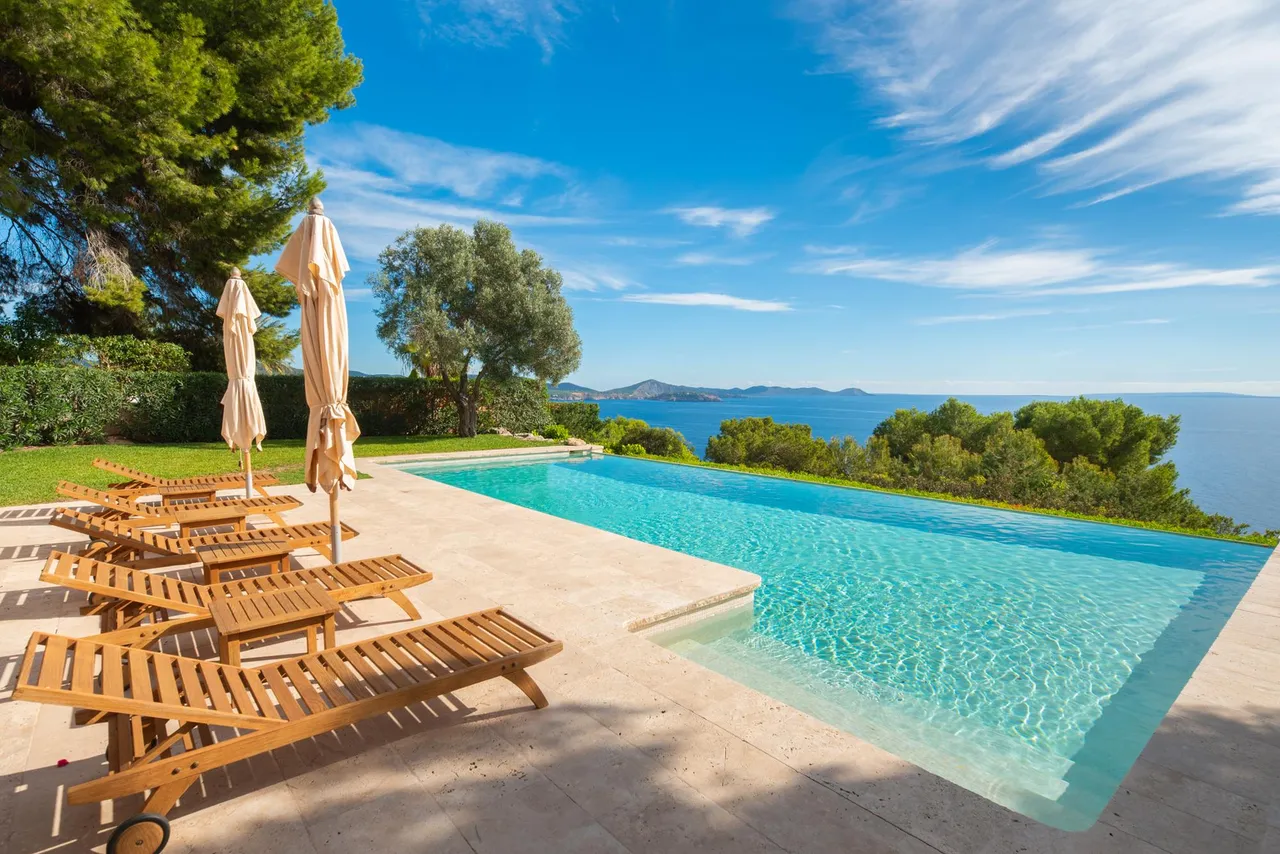 living - 520m² house / villa for sale in San José, Balearic Islands - gallery - 3