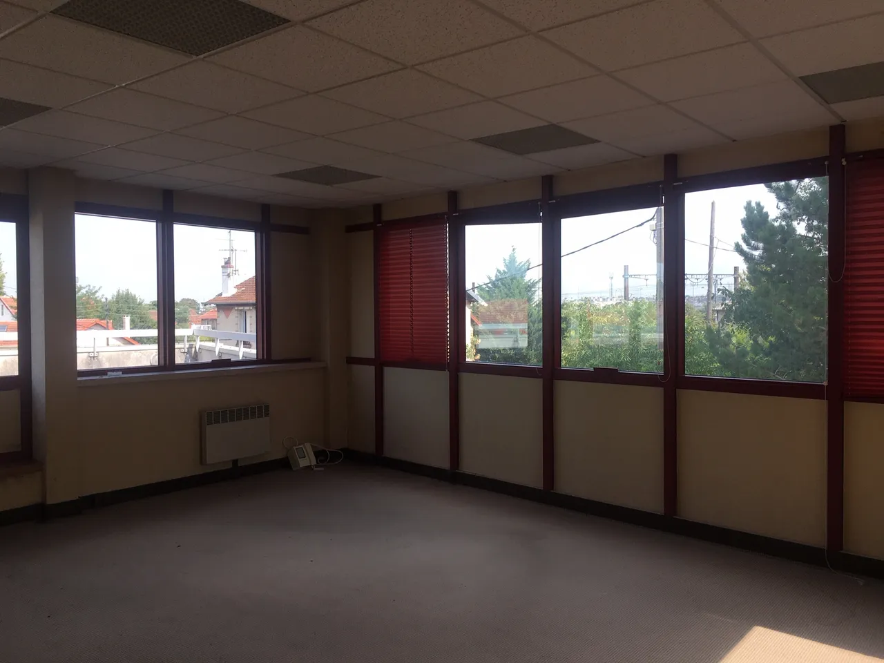 logistics - Light Industrial Premises / Offices For Sale - gallery - 8