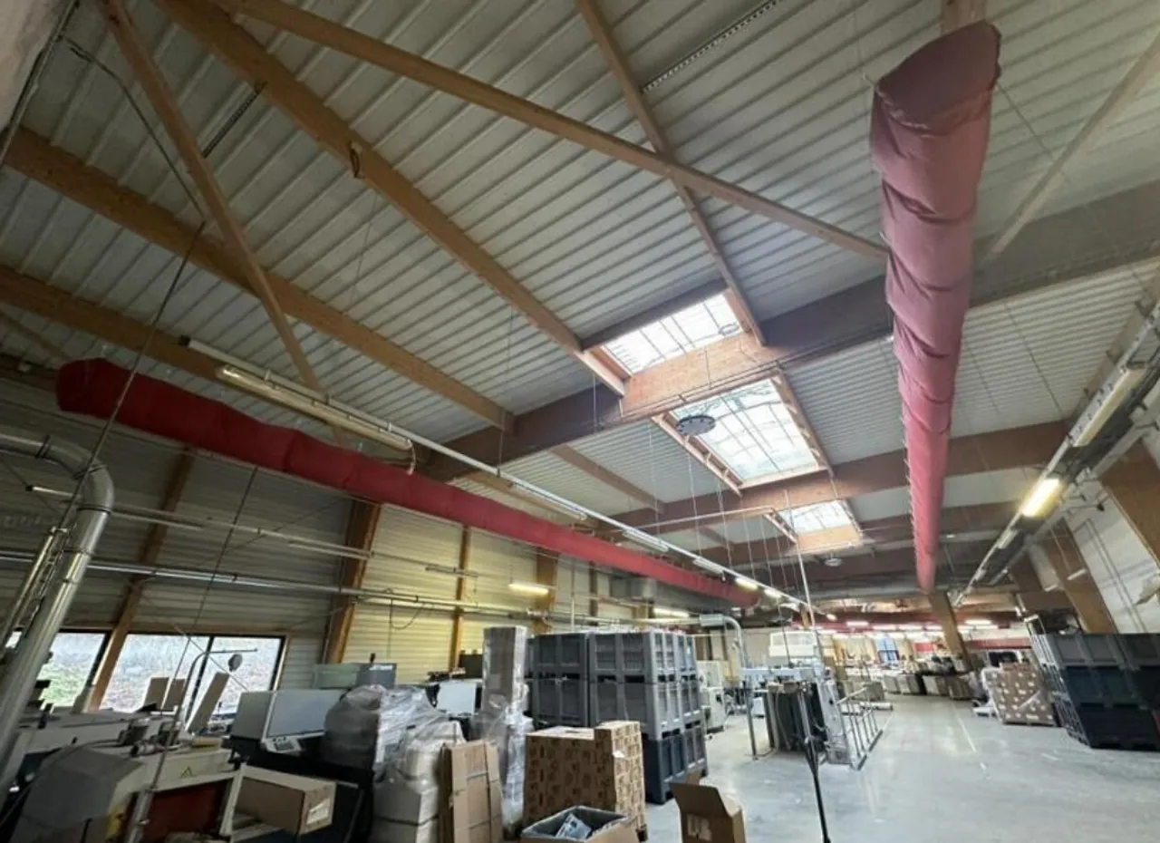 logistics - Warehouse / Offices For Sale - gallery - 4