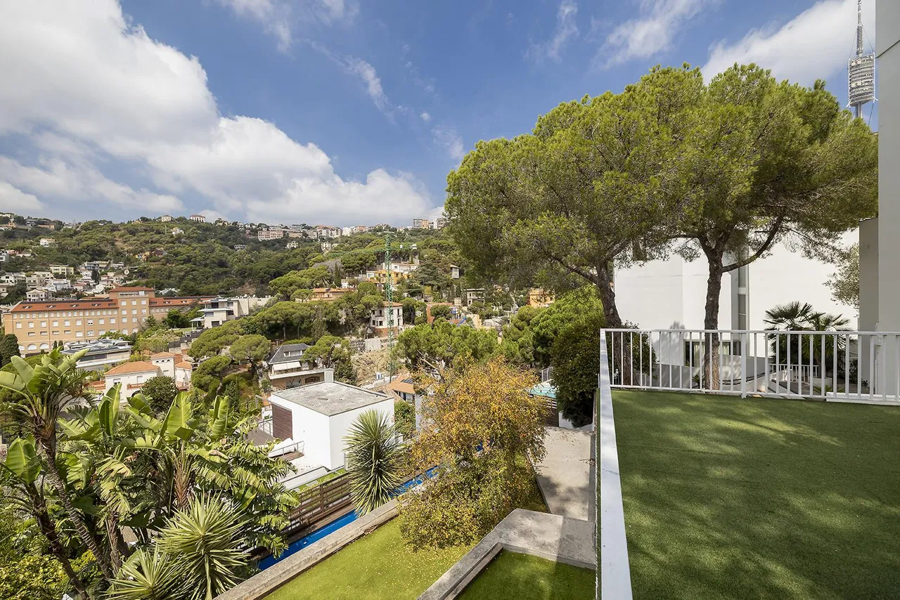 living - 443m² house / villa for rent in Sarrià, Barcelona - gallery - 6