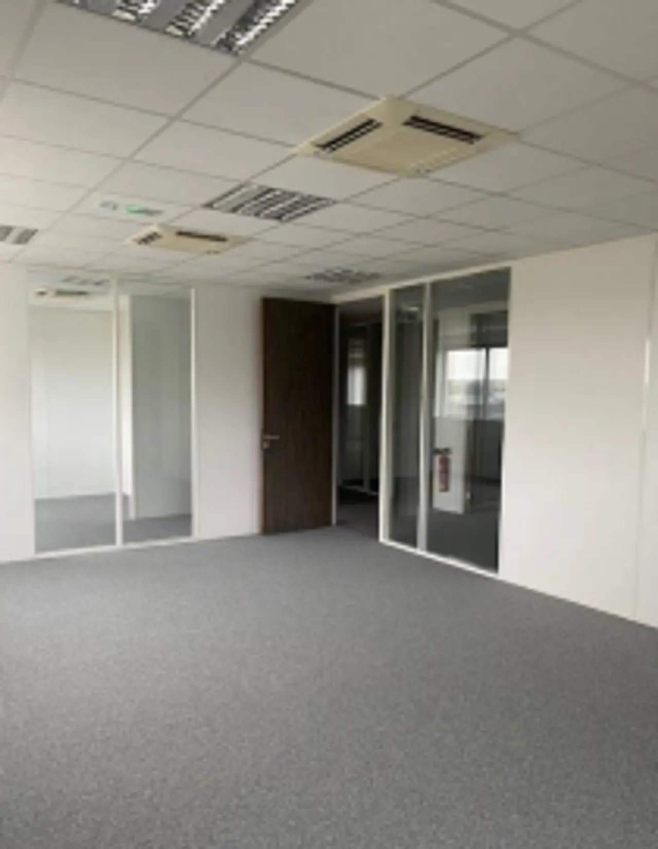 office - Bureaux À Louer - gallery - 4