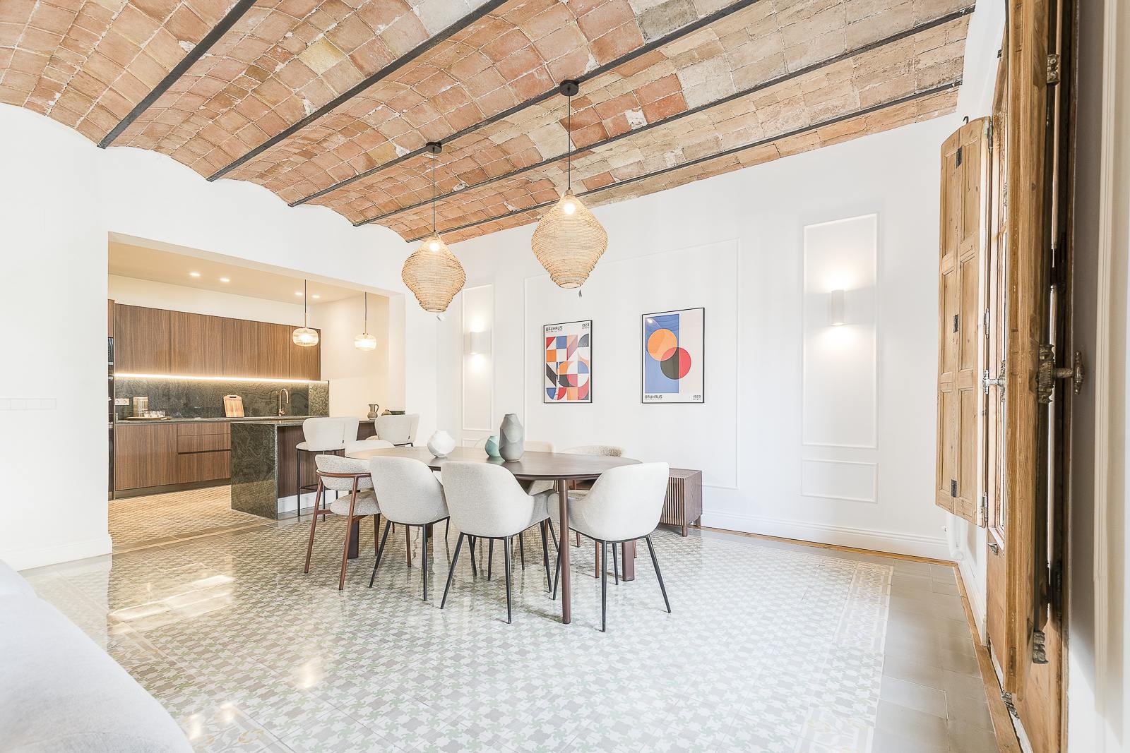 living - Piso de 224m² con 6m² terraza en venta en Eixample Derecho - gallery thumbnail - 6
