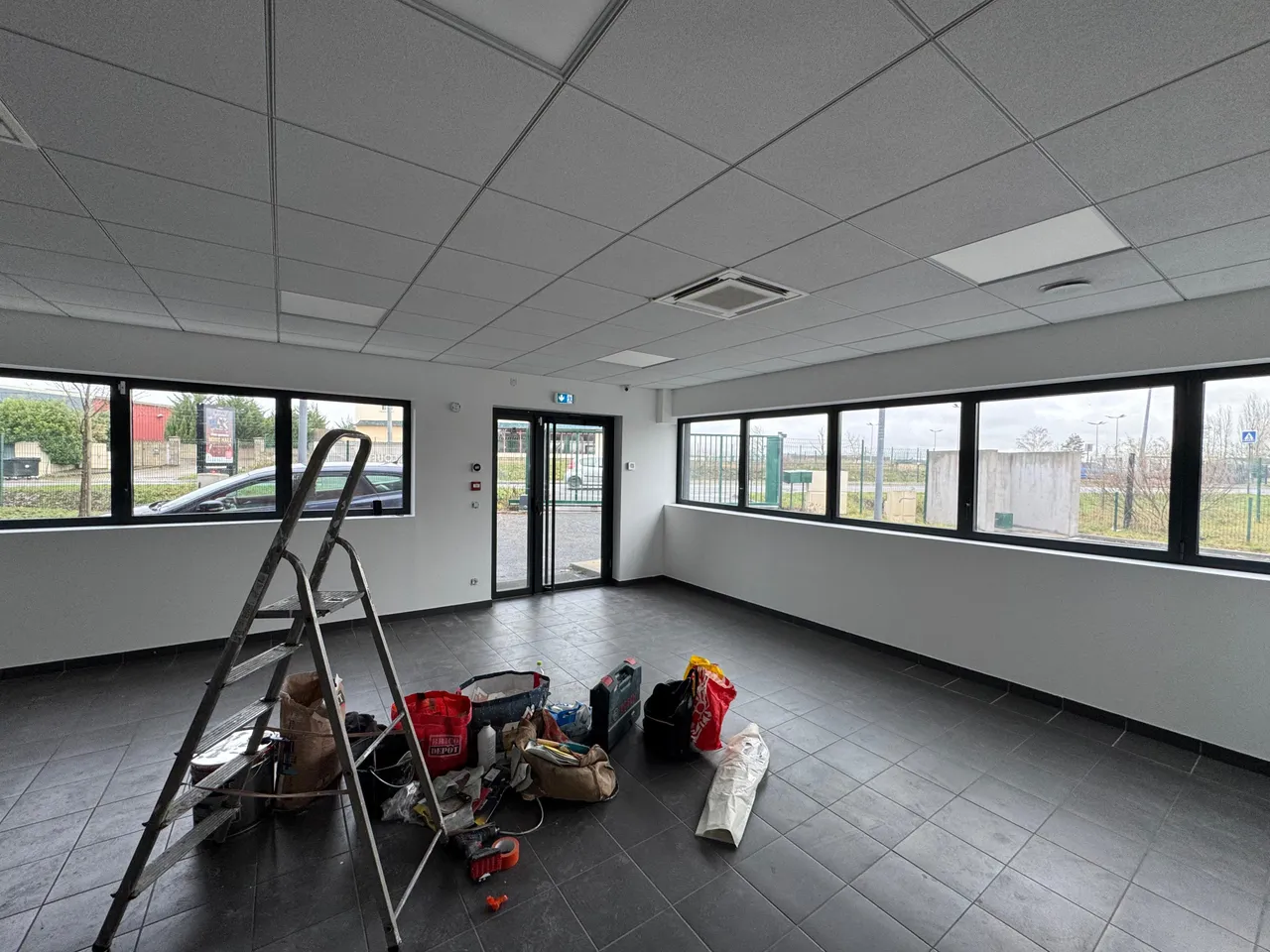 logistics - Activités / Bureaux À Louer - gallery - 6