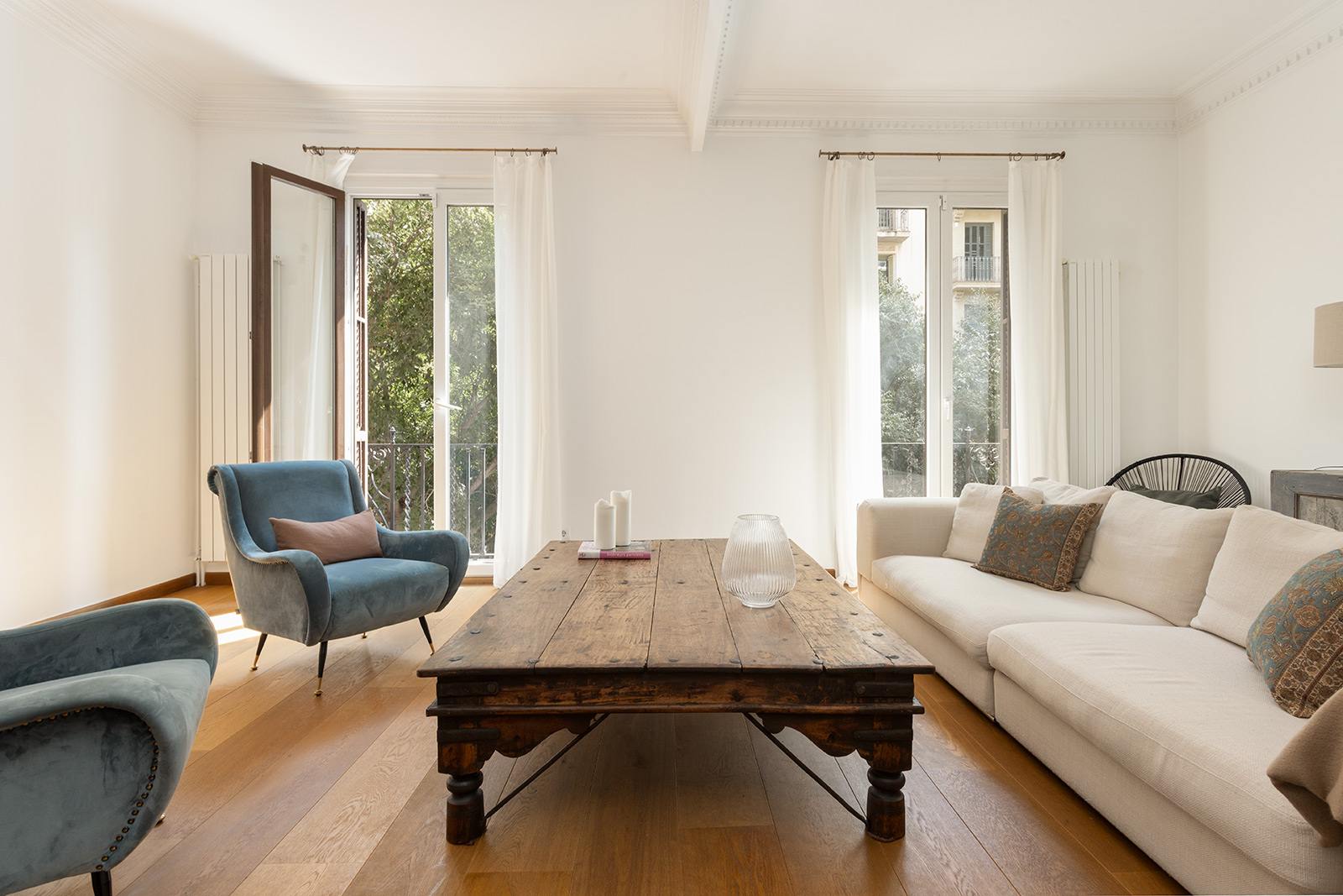 living - Piso de 176m² con 6m² terraza en venta en Eixample Izquierdo - gallery thumbnail - 4