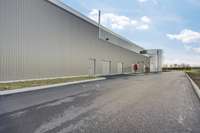 logistics - Logistics Warehouse For Rent - gallery thumbnail - 10