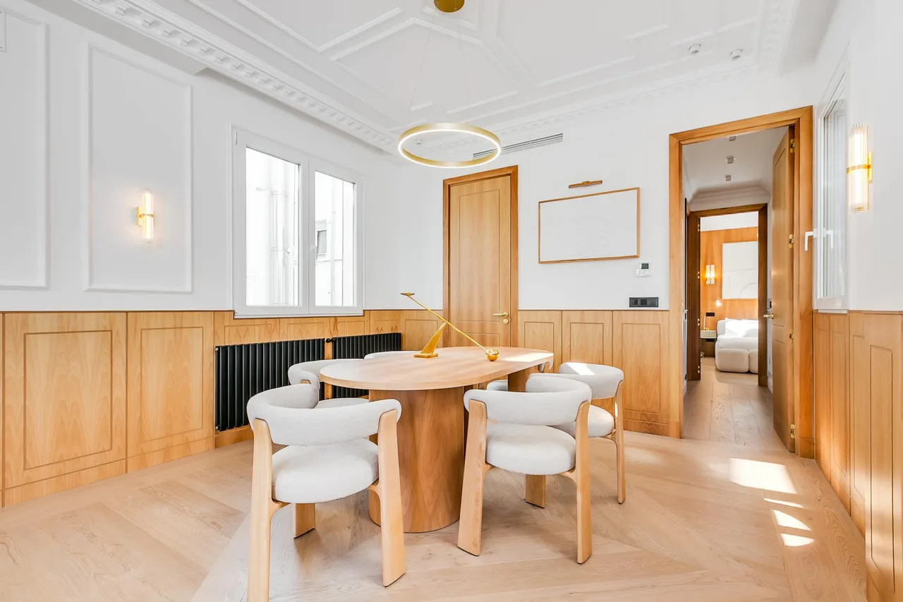living - 140m² penthouse for sale in Castellana, Madrid - gallery - 7