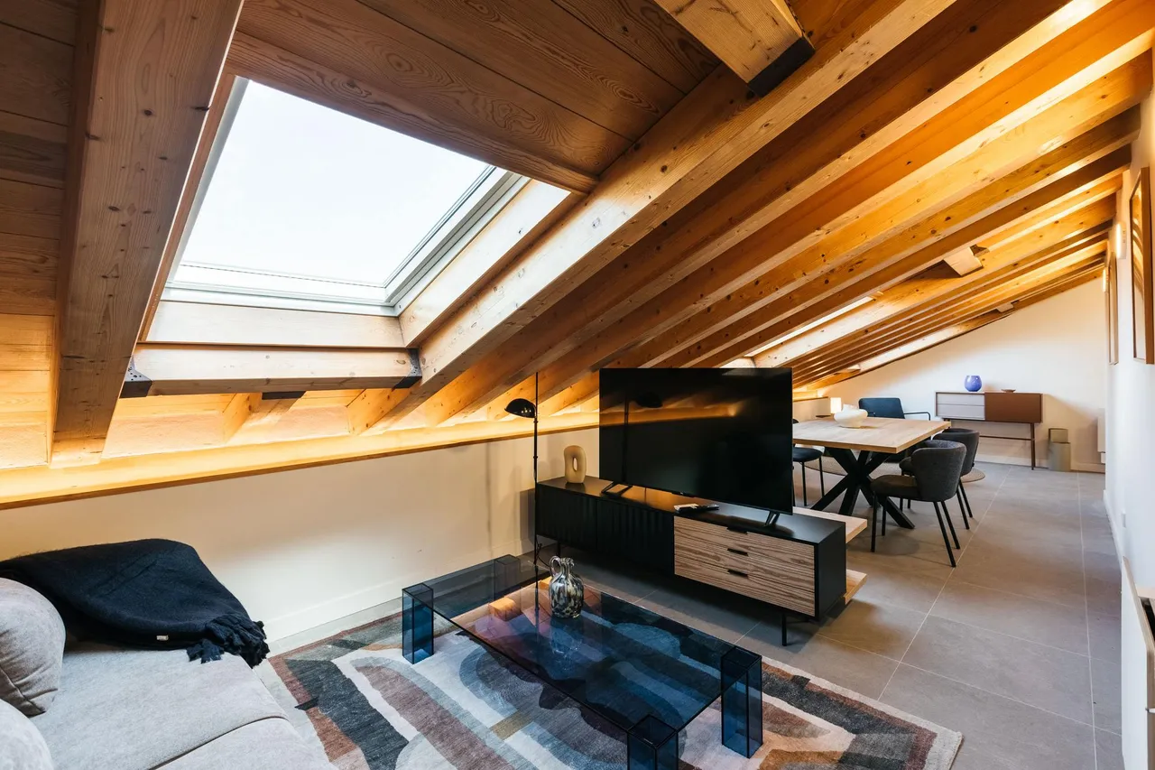 living - Ático de 62m² en alquiler en La Latina, Madrid - gallery - 3