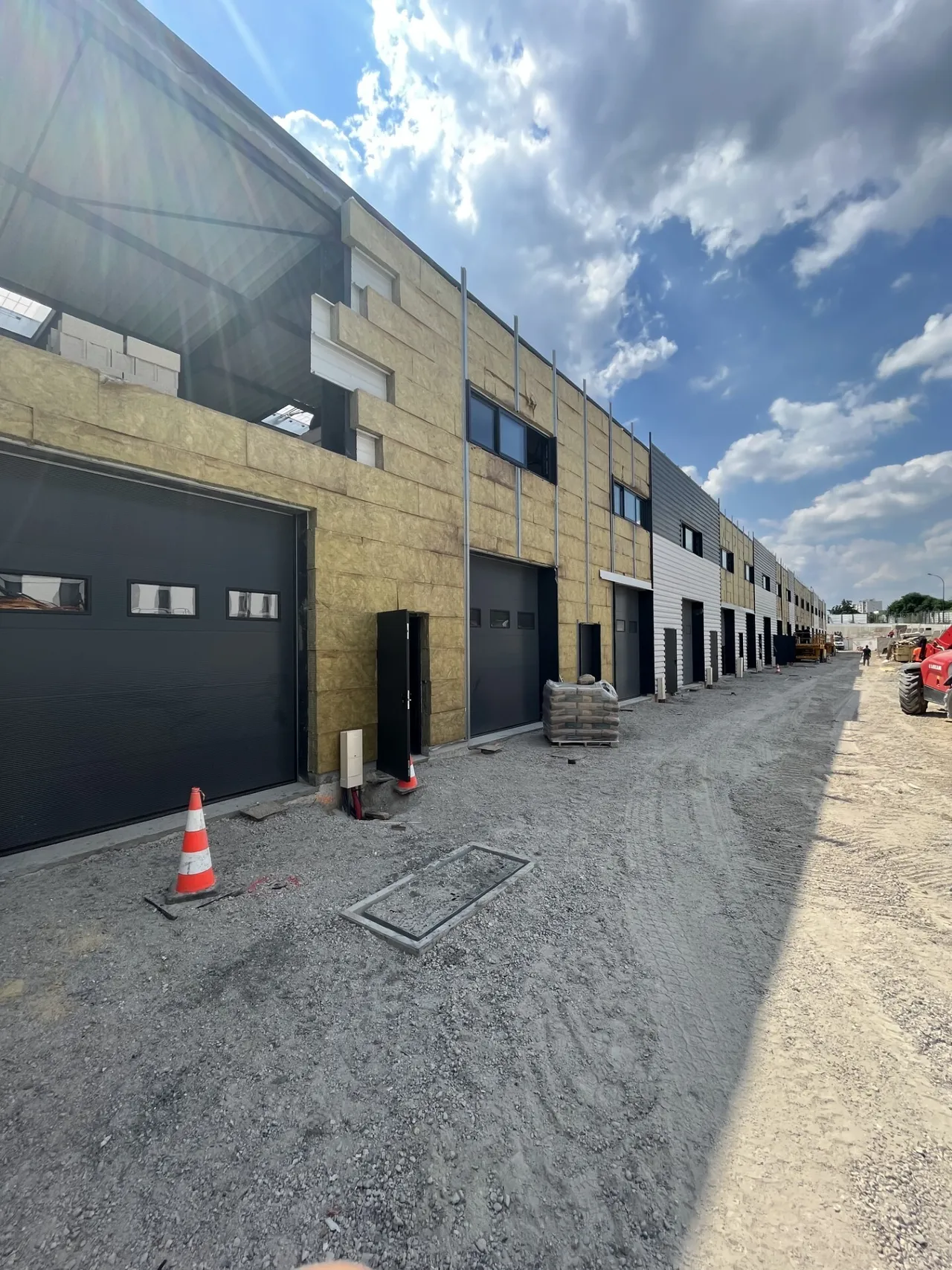 logistics - Activités / Bureaux À Louer - gallery - 4