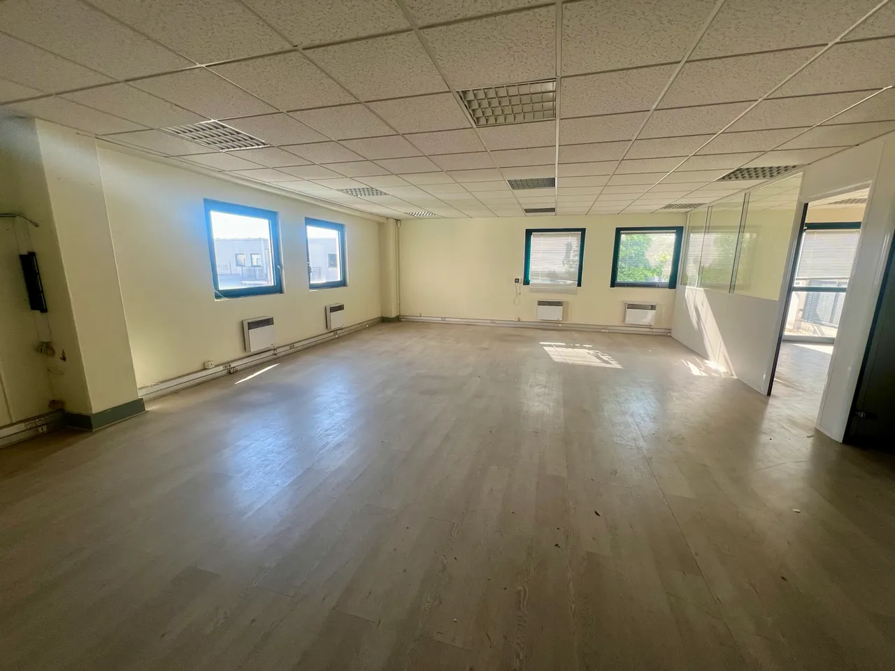 logistics - Activités / Bureaux À Louer - gallery - 5