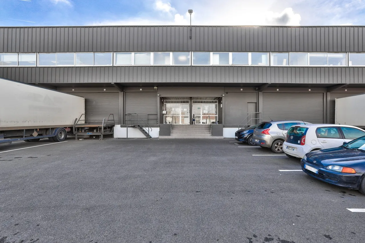 logistics - Activités / Bureaux À Louer - gallery - 5