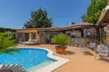 living - Casa / villa de 423m² en venta en Alt Empordà, Girona - gallery thumbnail - 8