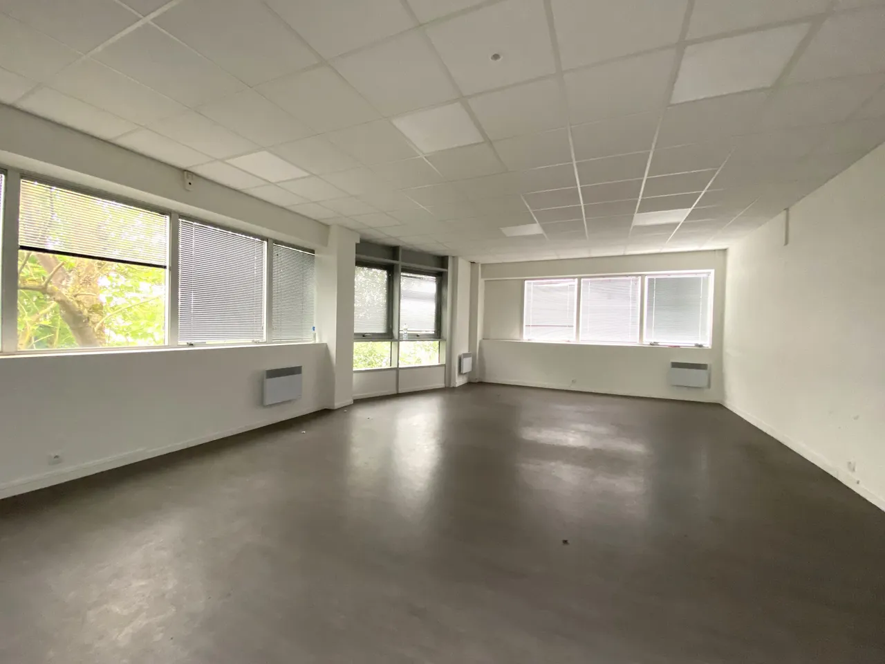 logistics - Activity Facility For Rent - gallery - 7