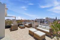 living - 210m² penthouse with 40m² terrace for sale in Palma de Mallorca - gallery thumbnail - 1