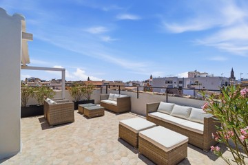 living - Ático de 210m² con 40m² terraza en venta en Palma de Mallorca - featured