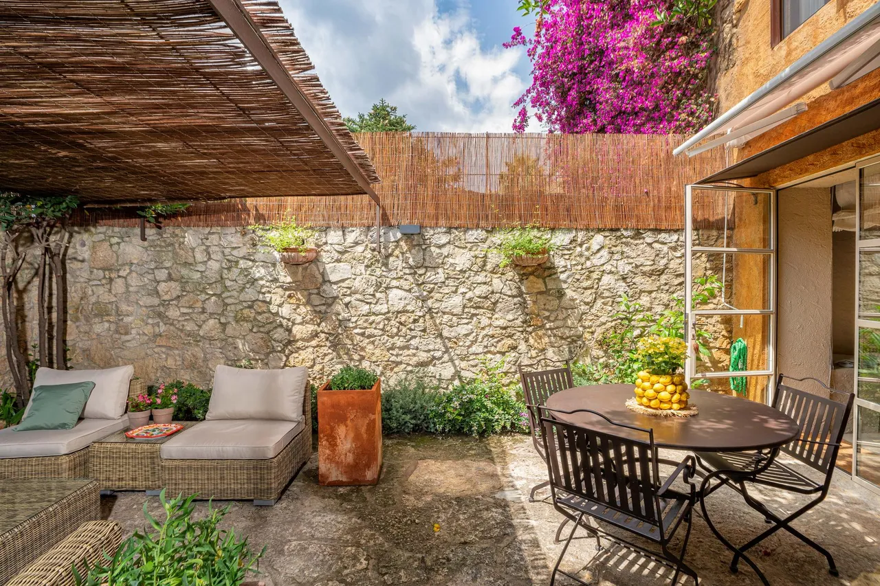 living - 196m² country house with 40m² garden for sale in Baix Empordà - gallery - 9