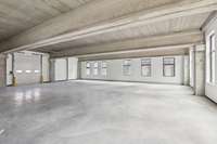 logistics - Activités / Bureaux À Louer - gallery thumbnail - 4