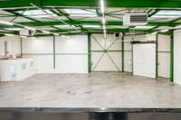 logistics - Light Industrial Premises / Offices For Rent - gallery thumbnail - 5