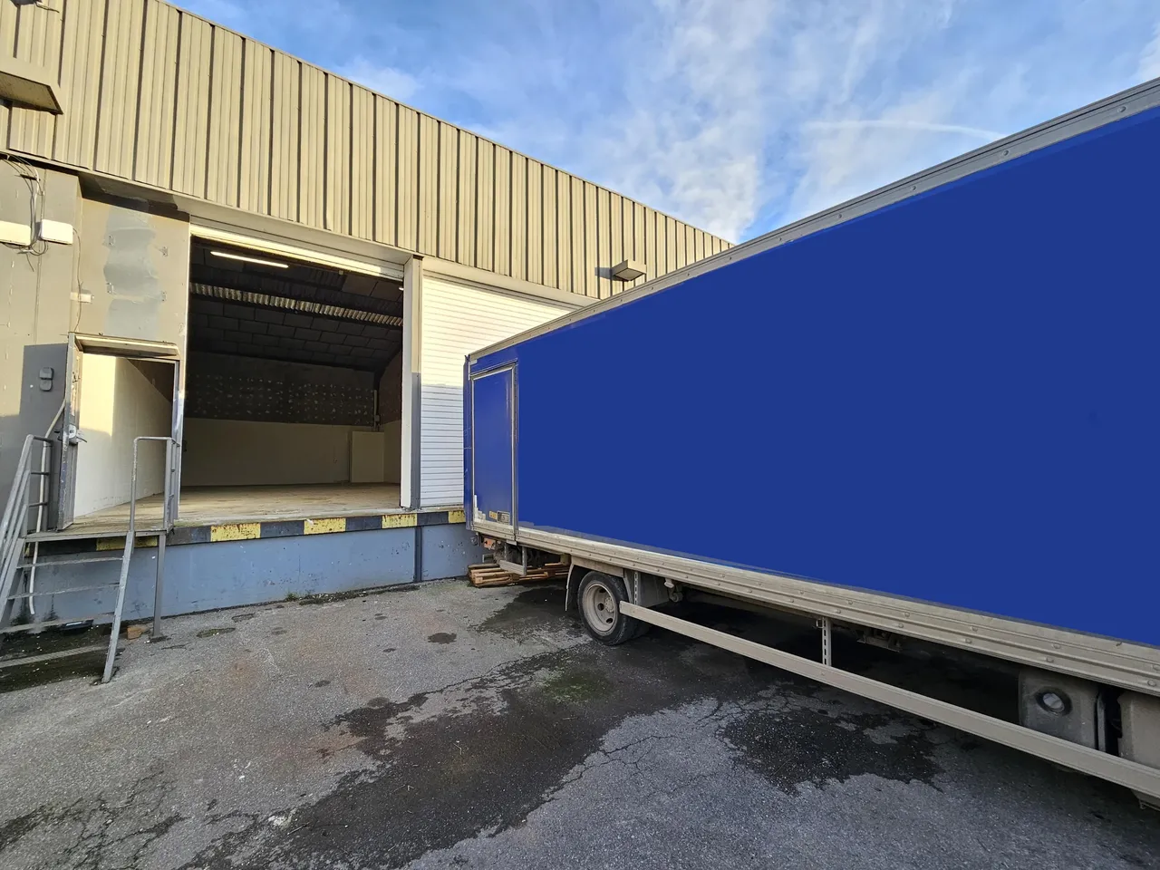 logistics - Warehouse For Rent - gallery - 8