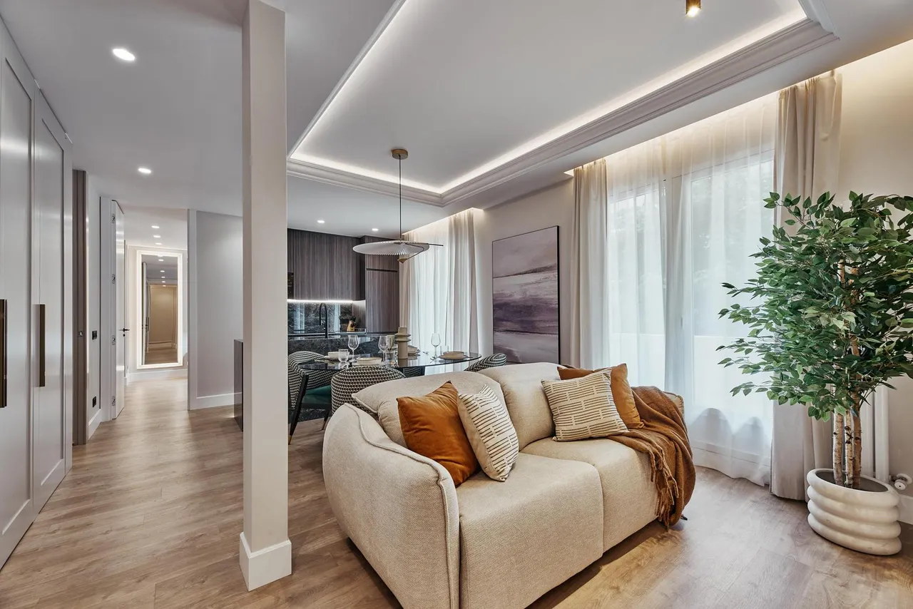 living - 109m² apartment with 7m² terrace for sale in Castellana - gallery - 2