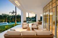 living - Casa / villa de 722m² con 150m² terraza en venta en Nueva Andalucía - gallery thumbnail - 4