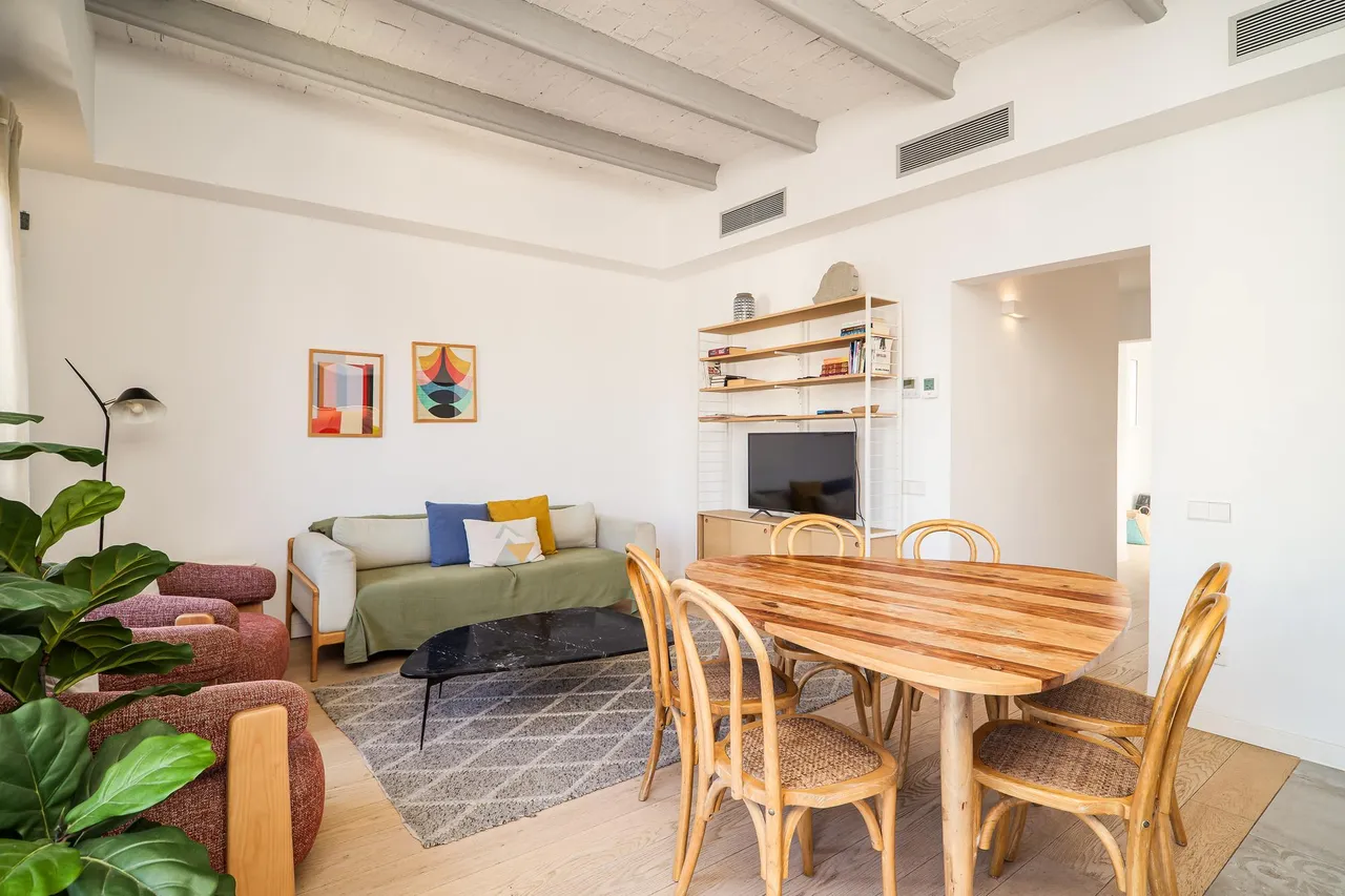 living - 81m² penthouse with 44m² terrace for sale in Eixample Right - gallery - 8