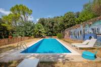 living - Casa rural de 775m² en venta en Pla de l'Estany, Girona - gallery thumbnail - 1