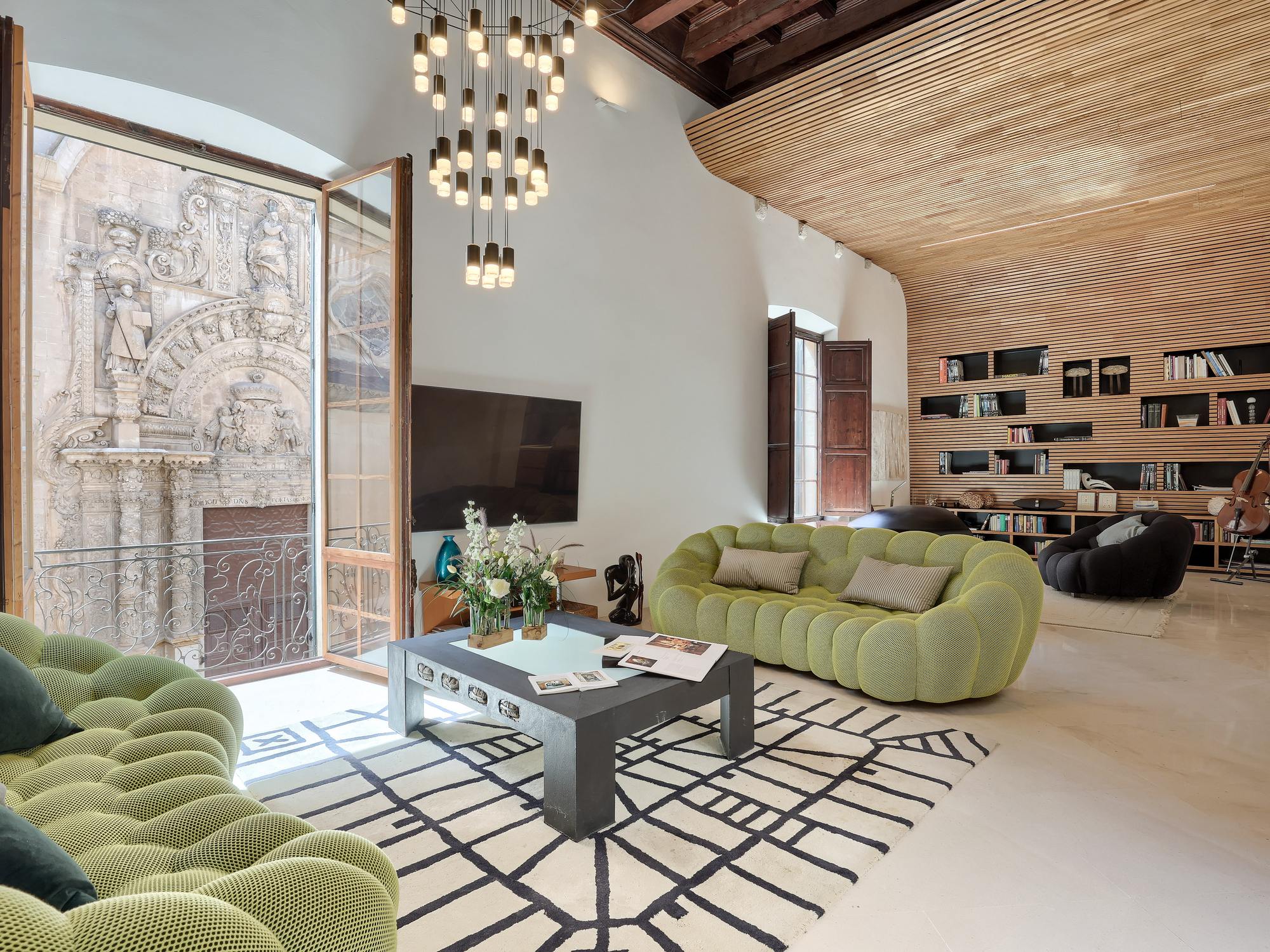 living - Piso de 480m² en venta en Palma de Mallorca, Islas Baleares - gallery thumbnail - 1