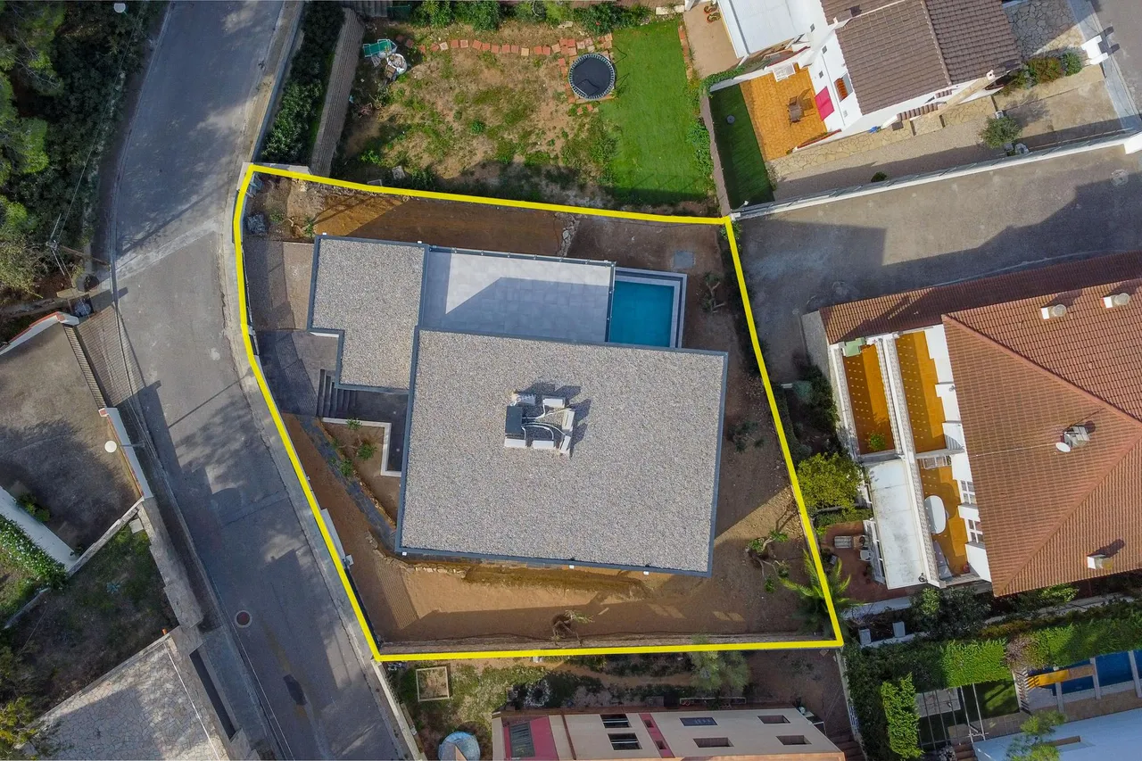 living - 341m² house / villa for sale in Llanca, Costa Brava - gallery - 6