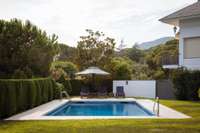 living - 600m² house / villa for sale in Cabrera de Mar, Barcelona - gallery thumbnail - 1