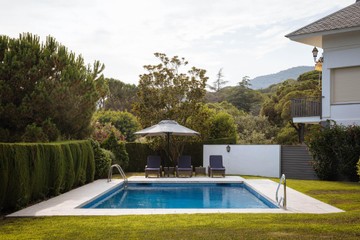 living - Casa / villa de 600m² en venta en Cabrera de Mar, Barcelona - featured