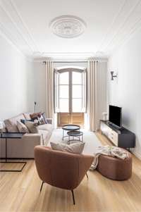 living - Piso de 83m² en venta en Gótico, Barcelona - gallery thumbnail - 1