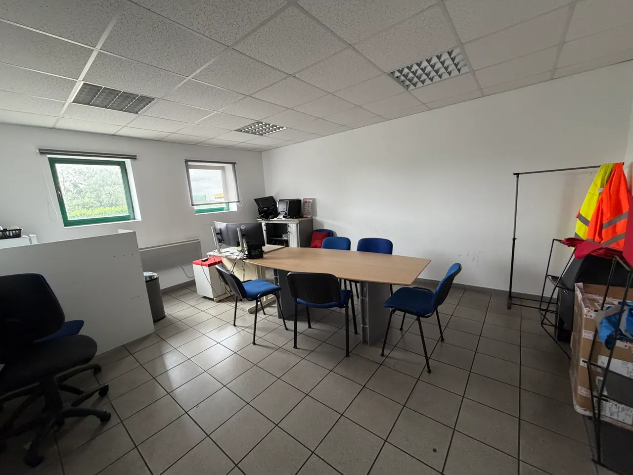 logistics - Entrepôt Logistique À Louer - gallery - 5