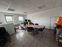 logistics - Logistics Warehouse For Rent - gallery thumbnail - 5
