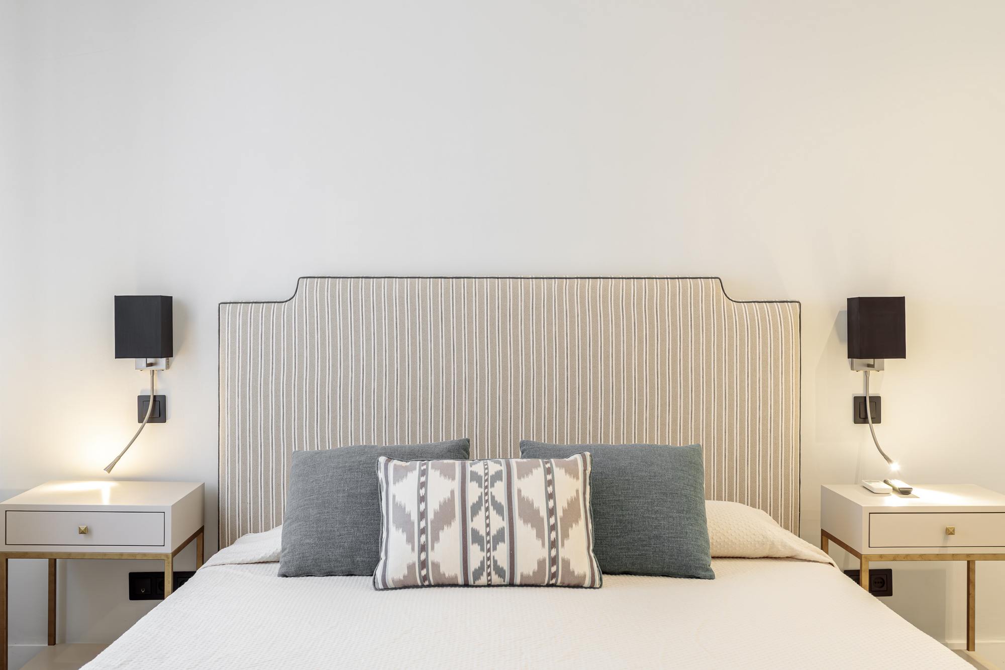 living - Piso de 100m² en alquiler en Recoletos, Madrid - gallery thumbnail - 8