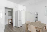 living - Piso de 55m² en alquiler en Sol, Madrid - gallery thumbnail - 3