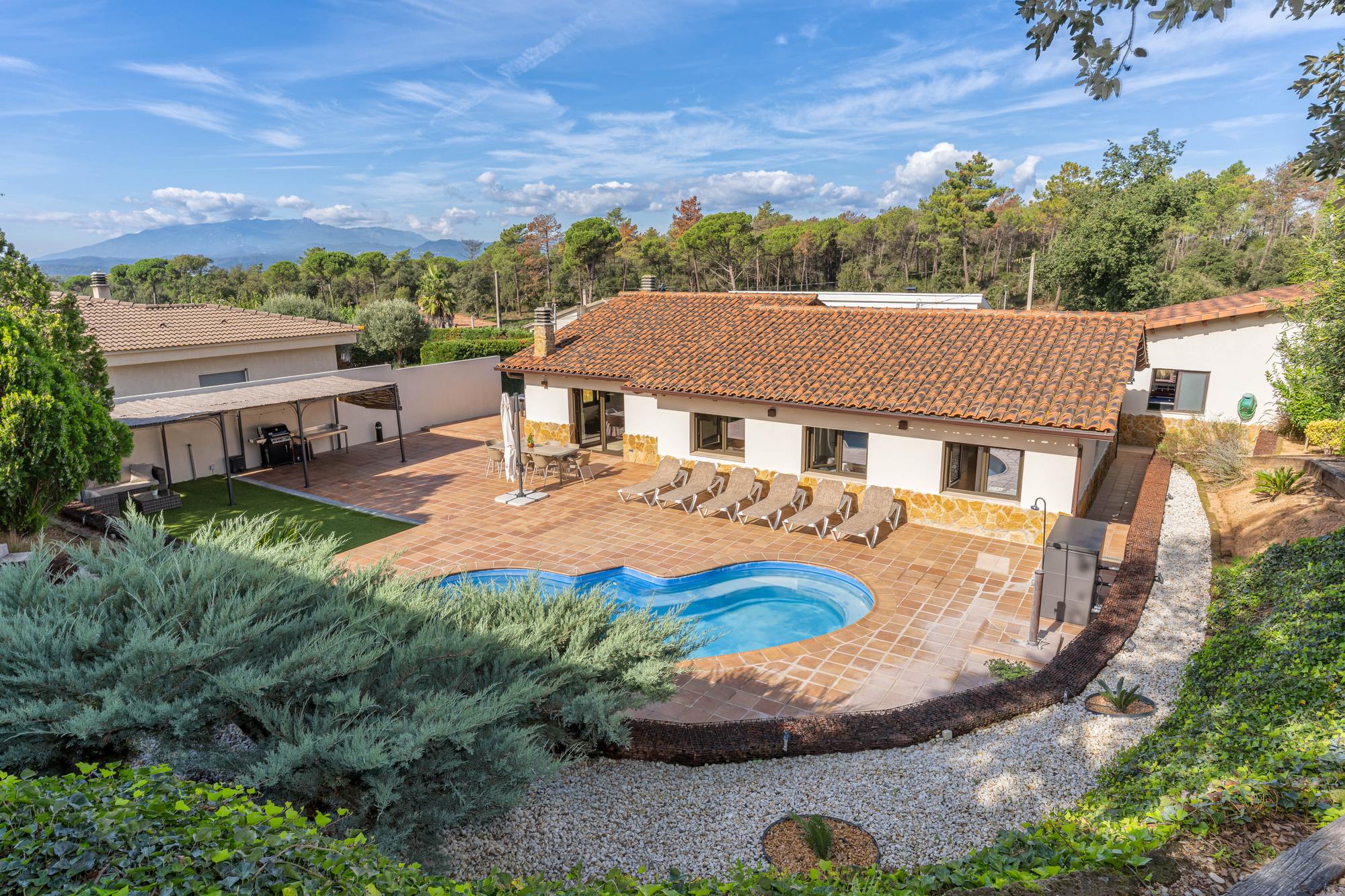 living - 150m² house / villa for sale in La Selva, Girona - gallery thumbnail - 10