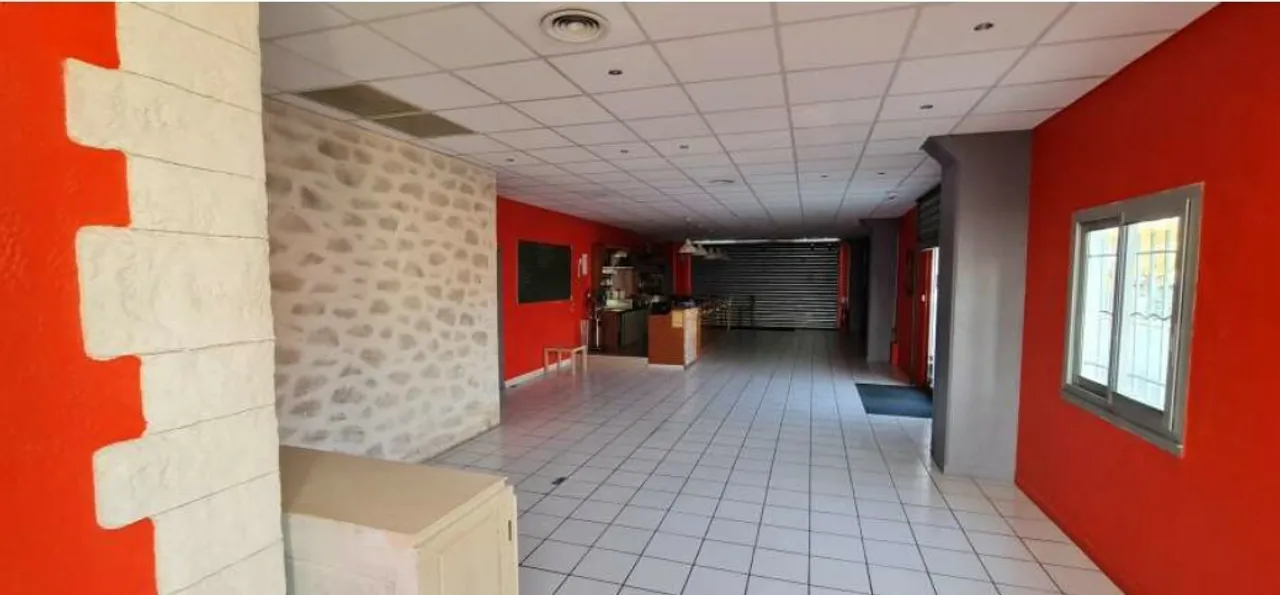 retail - Local Commercial À Louer - gallery - 4