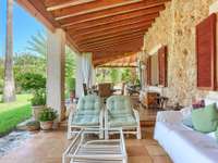 living - Casa rural de 493m² en venta en Santa Maria del Cami - gallery thumbnail - 5