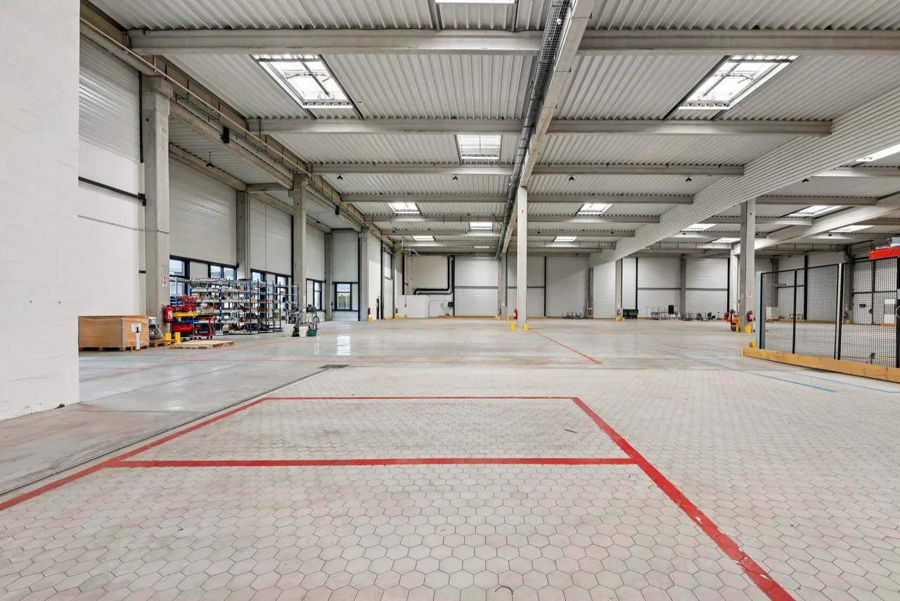 logistics - Activity Facility For Rent - gallery - 6