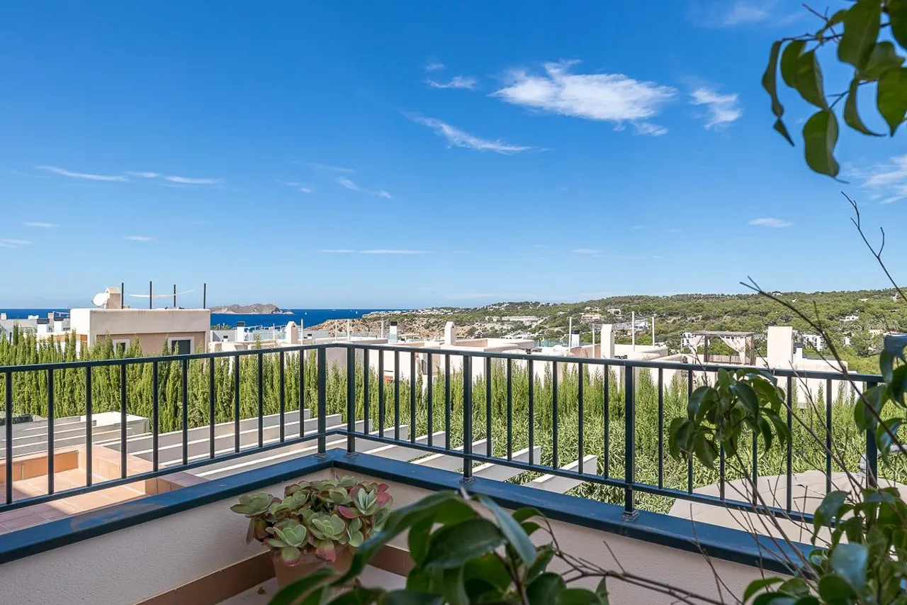 living - 98m² house / villa with 35m² garden for sale in San José - gallery - 5